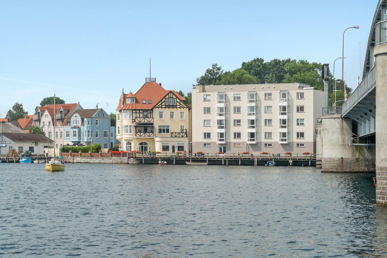 Luxury City Center Harbour Apartment 2 Bedroom Sonderborg Exterior photo